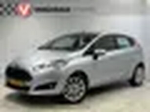 Ford Fiesta 1.0 EcoBoost Titanium Navigatie Parkeersensor Voor en Achter Cruise Control Verw