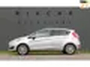 Ford Fiesta 1.0 Style Airco Navi GetintGlas Dakspoiler