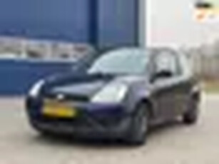 Ford Fiesta 1.4-16V Ambiente Airco