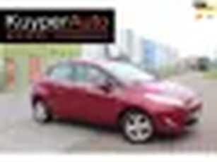 Ford Fiesta 1.4 Titanium 5 drs NW APK AIRCO PARKEERSENSOREN LM