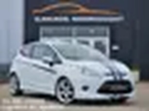 Ford Fiesta 1.6 Metal 135PK ECC/AIRCOSTOELVERWARMINGUSBPDC ACHTERBLUE TOOTH TELEFONIE17 INCH Ma