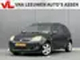 Ford Fiesta 1.6 TDCi Futura Zo mee Lees tekst