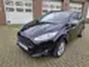 Ford Fiesta Titanium 100Pk Navigatie Clima Cruisecontr Trekhaak