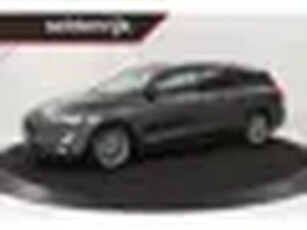 Ford Focus 1.0 EcoBoost Titanium Trekhaak Camera Full LED Navigatie Keyless Park Assist