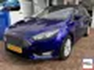 Ford Focus 125pk Titanium Navi Parking pack Trekhaak Voorruitverwarming Wagon 1e Eigenaar Dealeronde