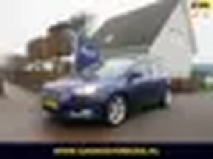 Ford Focus 1.5 Titanium 150 Pk (Navigatie,Camera,Cruise,Trekhaak) -- 70.743 Km --