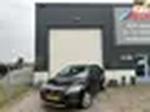 Ford Focus 1.6 Titanium NAVI/TREKHAAK/CLIMA/CRUISE/PDC