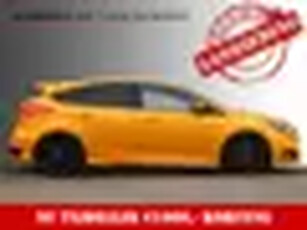 Ford Focus 2.0 EcoBoost 250PK ST-3 NAVI SONY CAMERA 19''