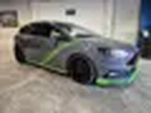 Ford FOCUS 2.0 ST