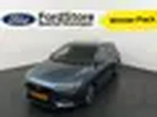 Ford Focus EcoBoost 125pk Hybrid ST Line 1ste eigenaar dealer onderhouden Winterpack Camera