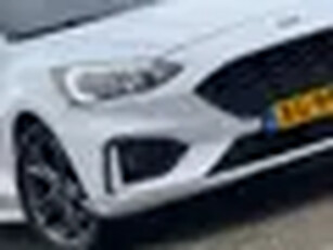 Ford Focus Wagon 1.0 EcoBoost ST Line Business - Frozen White - Lekker Sportief!