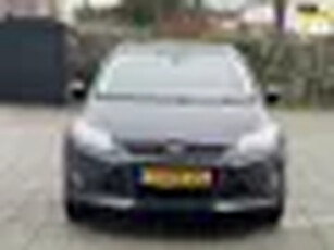 Ford Focus Wagon 1.0 EcoBoost Titanium,2eigenaar, cruise Controle, km nap,aluminium velgen, Parkeers