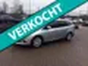 Ford Focus Wagon 1.0 EcoBoost Trend - APK 2026 - Trekhaak - Navigatie - Airco - BTW Voertuig - Parke