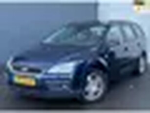 Ford Focus Wagon 1.6-16V Ghia SCHUIFDAK/AUTOMAAT/LEESTEKST!!