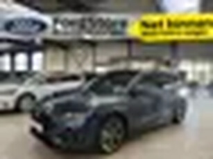 Ford FOCUS Wagon EcoBoost Hybrid 155 pk ST Line Pano Winter Pack Camera Adapt. cruise Came