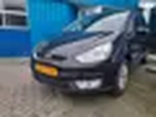 Ford Galaxy 2.0-16V Ghia