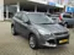 Ford Kuga 1.6T 182pk Titanium 4WD Stoelverwarming