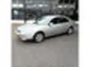 Ford Mondeo 2.0-16V Futura