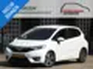 Honda Jazz 1.3 ELEGANCE/ CAMERA/ PDC V+A/ KEYLESS/ TREKHAAK