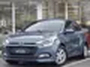 Hyundai I20 1.2 85pk (4 cilinder) Bluetooth/Cruise/All Season banden/PDC