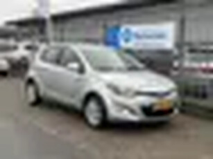 Hyundai I20 1.2i i-Deal Airco NAP Dealer onderhouden