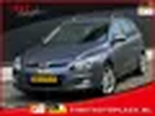 Hyundai I30 CW 1.6i Blue Dynamic STOELVERW./LEDER/AIRCO NETTE AUTO !