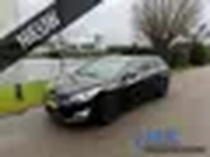 Hyundai i40 Wagon - 2.0 GDI i-CatcherautomaatVol optieleder