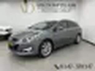 Hyundai i40 Wagon 2.0 GDI i-Vision / NAVI / TREKH. / CAMERA /