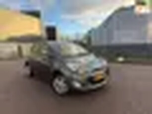 Hyundai Ix20 1.4i i-Vision CLIMA APK 5 Dr