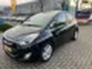 Hyundai Ix20 1.6i i-Vision - 73.000KM NAP - AIRCO - ZWART !