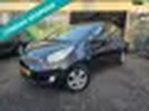 Kia Venga 1.4 CVVT Seven 2E EIGENAAR 12 MND GARANTIE NAVI CAMERA AIRCO ELEC PAKKET