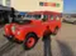 Land rover 109 serie III 4 doors station wagon 2,6 liter benzine motor, ex Zwitserse brandweer, zeer