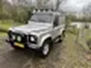 Land Rover Defender 2.5 Td5 90