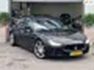 Maserati Ghibli 3.0 S Q4 // 410 PK / CAMERA / LEER / KEYLESS / SCHUIFDAK / NAVI / INRUIL MOGELIJK