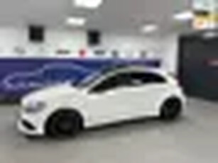 Mercedes-Benz A-klasse 180 Ambition AMG STYLING/PANO-DAK/NL-AUTO