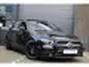 Mercedes-Benz A-klasse 180 Business Solution AMG Upgrade Panorama dak Sfeerverlichting Groot dis