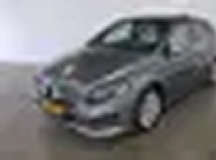 MERCEDES-BENZ B-KLASSE 180 Business Solution Panoramadak Automaat