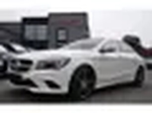 Mercedes-Benz CLA-klasse 180 BlueEFF. Ambition AMG Pakket Xenon verlichting Sportvelgen Airco