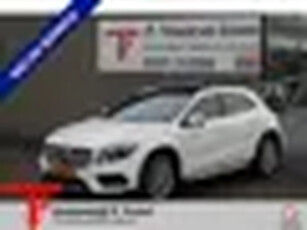 Mercedes-Benz GLA 180 Premium Plus AMG line/Panoramadak/Automaat/LED koplampen/Navigatie/Bluetooth.