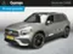 Mercedes-Benz GLB 180 AMG Panoramadak Achteruitrijcamera Stoelverwarming Sfeerverlichting