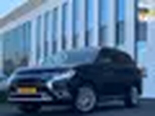 Mitsubishi Outlander 2.4 PHEV Intense+, luxe interieur, schuifdak, trekhaak, nl auto met nationale a