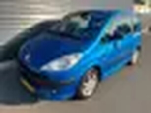 Peugeot 1007 1.6-16V AUTOMAAT Nette Auto APK t/m 04-02-2026!