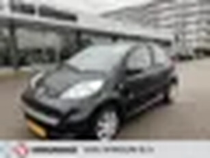 Peugeot 107 1.0-12V Millesim 200 5Drs airco Nap Trekhaak Cruisecontroll