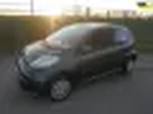 Peugeot 107 Peugeot 107 1.0 benzine 3 deurs