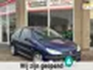 Peugeot 206 1.4 XS - Stuurbekracht - Radio CD