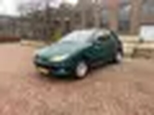 Peugeot 206 1.6-16V Roland Garros