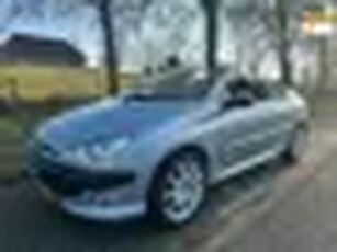 Peugeot 206 CC 1.6-16V cabrio ,automaat ,nap airco