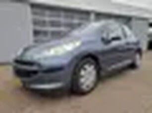 Peugeot 207 1.4-16V XR