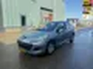 Peugeot 207 1.4 VTi X-line facelift model 5deurs lees teks