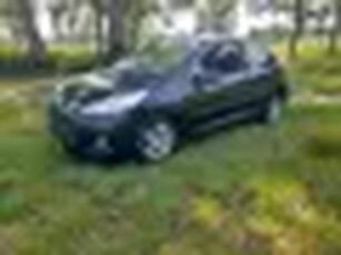 Peugeot 207 1.4 XR met airco